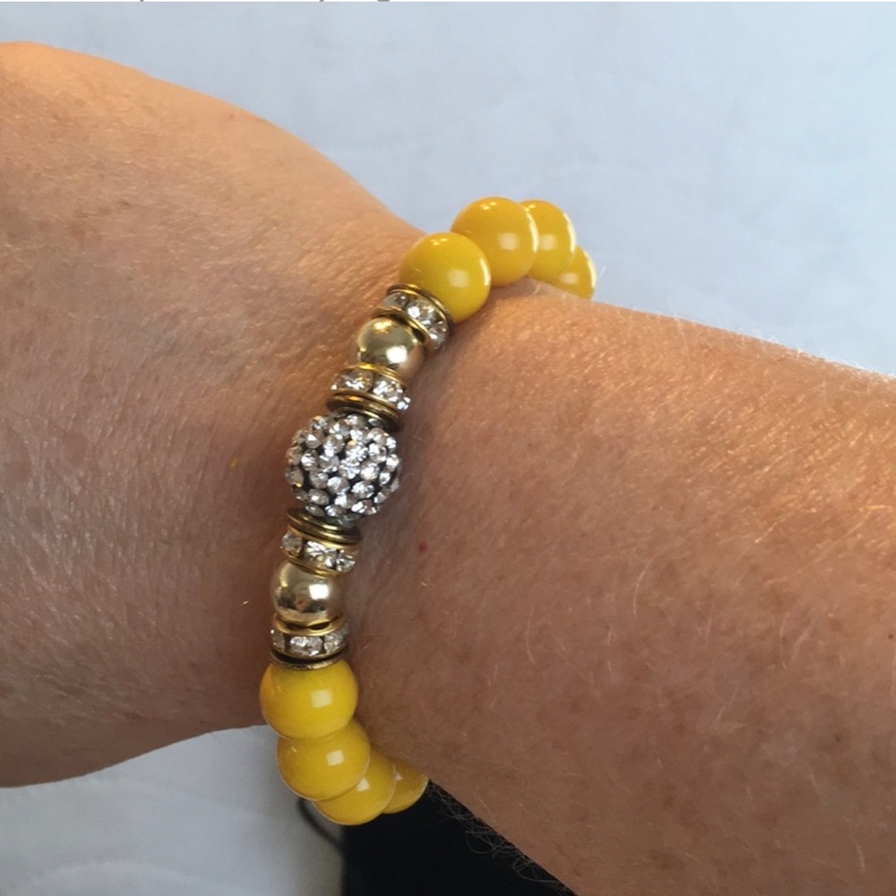 Yellow Bead with Glass Crystals Elastic Bracelet NWOT